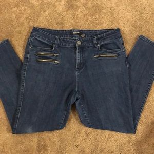 Women’s Roz and Ali jeans size 16
